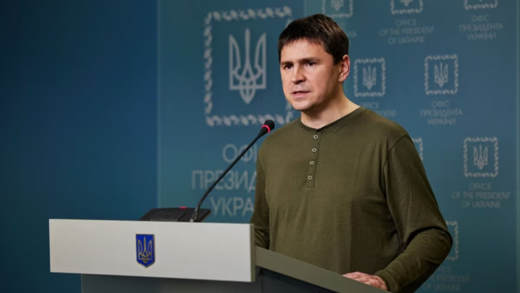 Съветникът на Зеленски Подоляк към България: Давайте оръжие, за да не се наложи да давате хора