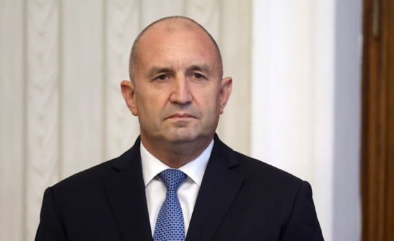 Радев: Първостепенната задача е борба с купения и контролиран вот
