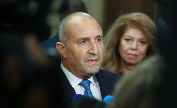 Радев: Борбата с купения вот трябва да е приоритет, за да не се допуска компрометирани фигури да се обличат в институционална власт и да се разпореждат със съдбата на българите