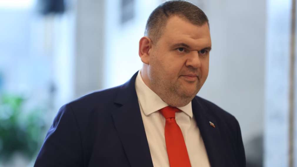 Пеевски внесе жалба във ВАС против отказа на ЦИК да регистрира "ДПС - Ново начало"