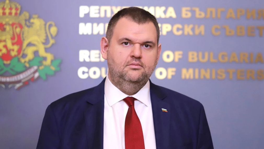 ВАС остави без разглеждане жалбите на Пеевски срещу ДПС-Доган
