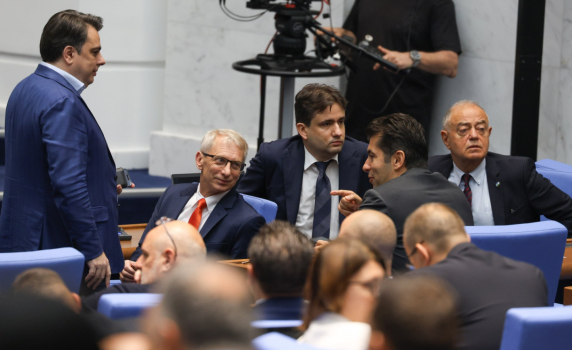ПП-ДБ са категорично против законопроекта за чуждестранните агенти: Путинистки е!