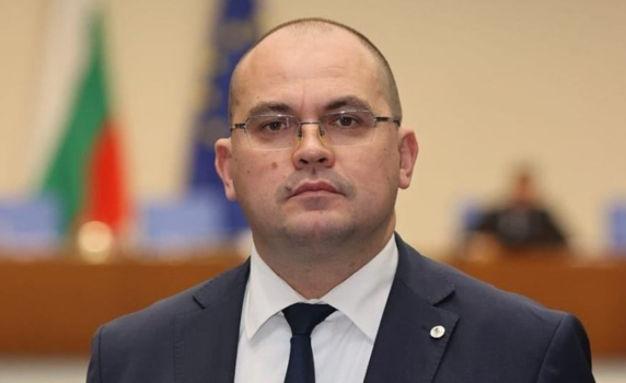 Златан Златанов от "Възраждане": През Русе преминават танкове и боеприпаси за Украйна