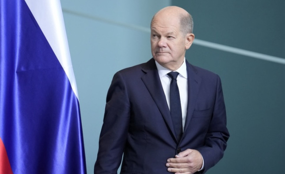 Шолц: Германия трябва да гарантира, че войната в Украйна няма да се превърне във война между Русия и НАТО