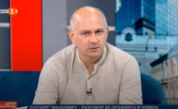 Васил Василев за "Оръжията и човекът": Спектакълът защити демокрацията
