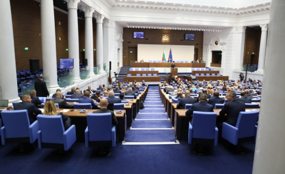Депутатите отново не успяха да си изберат председател