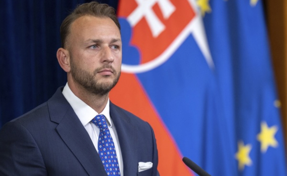 Словашкият вътрешен министър предупреди за опасността от въвличане на НАТО в конфликт с Русия