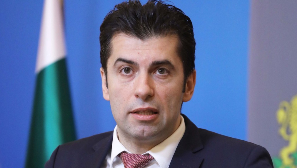 Кирил Петков: Толкова ли е непреодолимо за ГЕРБ да се откаже от Пеевски?