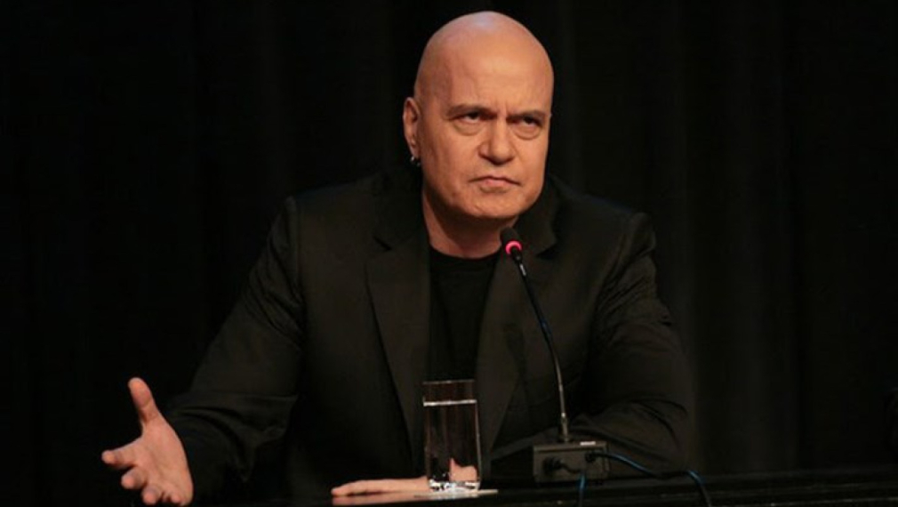Слави Трифонов: Значи пожарникар за премиер може, уролог не може?