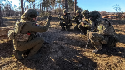 Следвайте Гласове в Телеграм и ИнстаграмПовече от 300 000 военнослужещи са преминали обучение