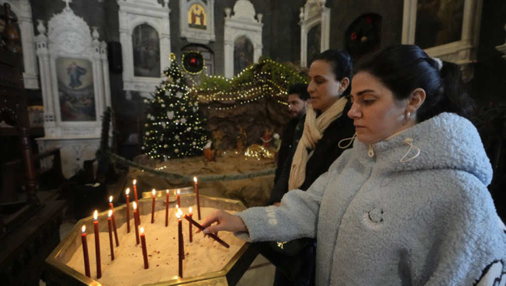 Сирийски християни присъстваха вчера на неделна литургия за първи път