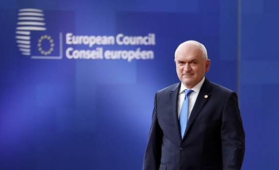 Главчев: Ако ГЕРБ не подкрепи, или няма мнозинство в НС, няма да подпиша споразумението с Украйна. Отвсякъде ни брулят здраво