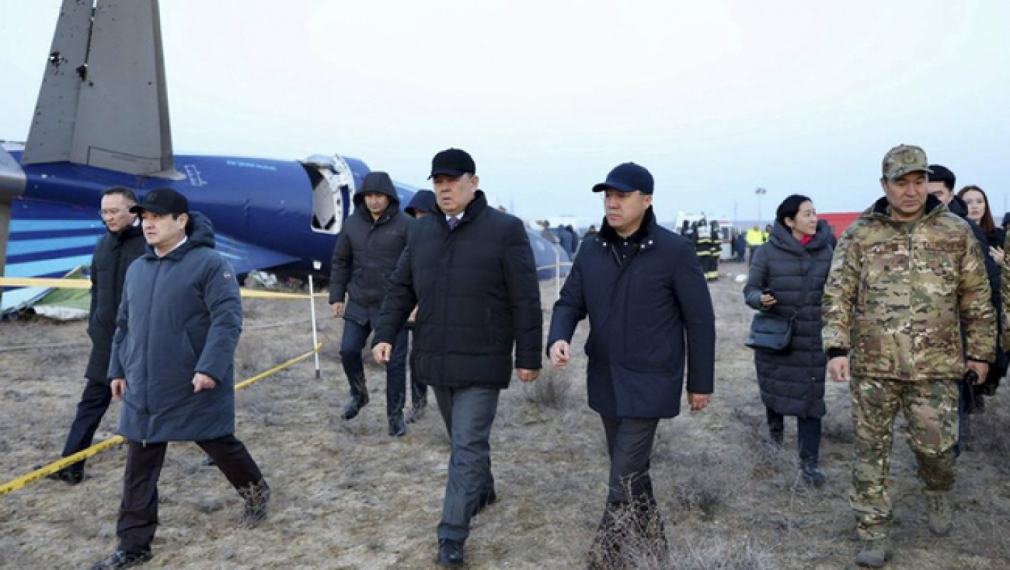 "Ройтерс": Ракета на руската ПВО е ударила самолета в Казахстан