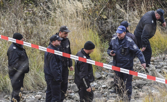 Измръзналите до смърт мигранти в Странджа са юноши, в групата е имало още деца, които са изчезнали