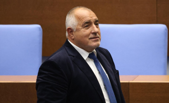 ГЕРБ прекратиха преговорите за правителство, защото ДБ отхвърлили Борисов и Желязков за премиери