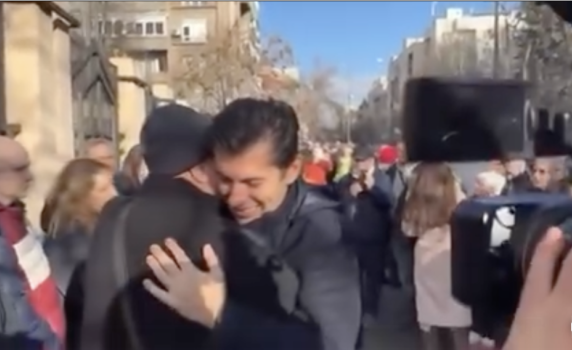 Скандално видео с Кирил Петков след обвиненията: Уредено е всичко, няма да се притесняваш. С баща ти сме ги хванали