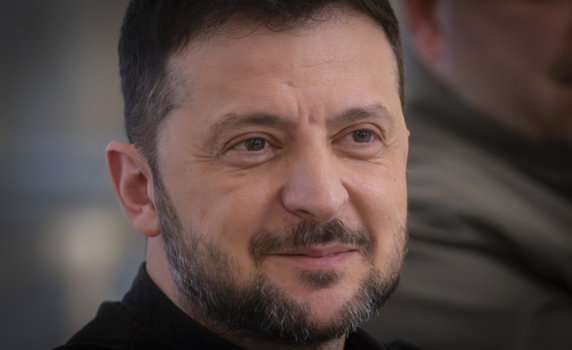 Зеленски: САЩ не са спрели военната помощ за Украйна