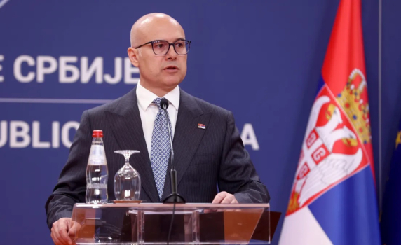 Премиерът на Сърбия подаде оставка
