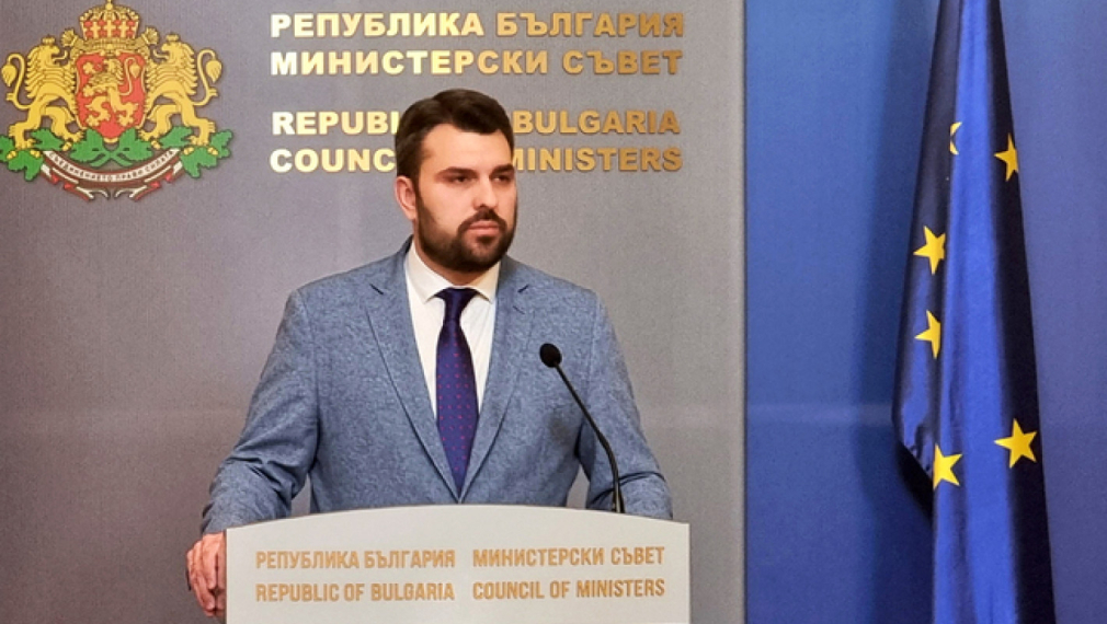Няма арестувани и няма повдигнати обвинения срещу българския екипаж на кораба "Вежен"