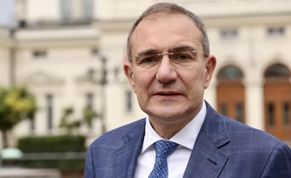 Министър Гуцанов: Няма да има намаление на социалнитe придобивки