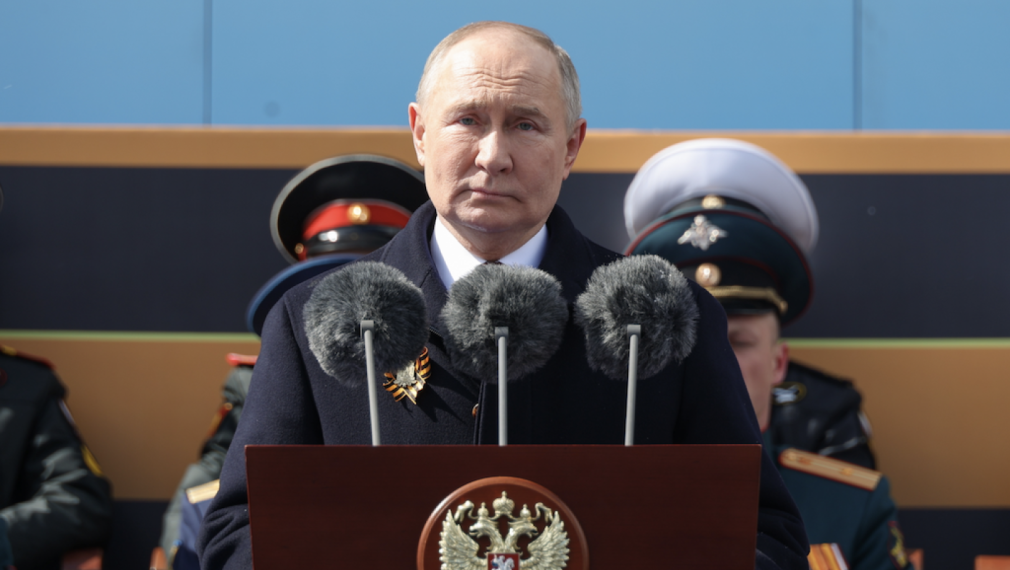 Путин ще се радва да посрещне Тръмп за Деня на победата в Москва