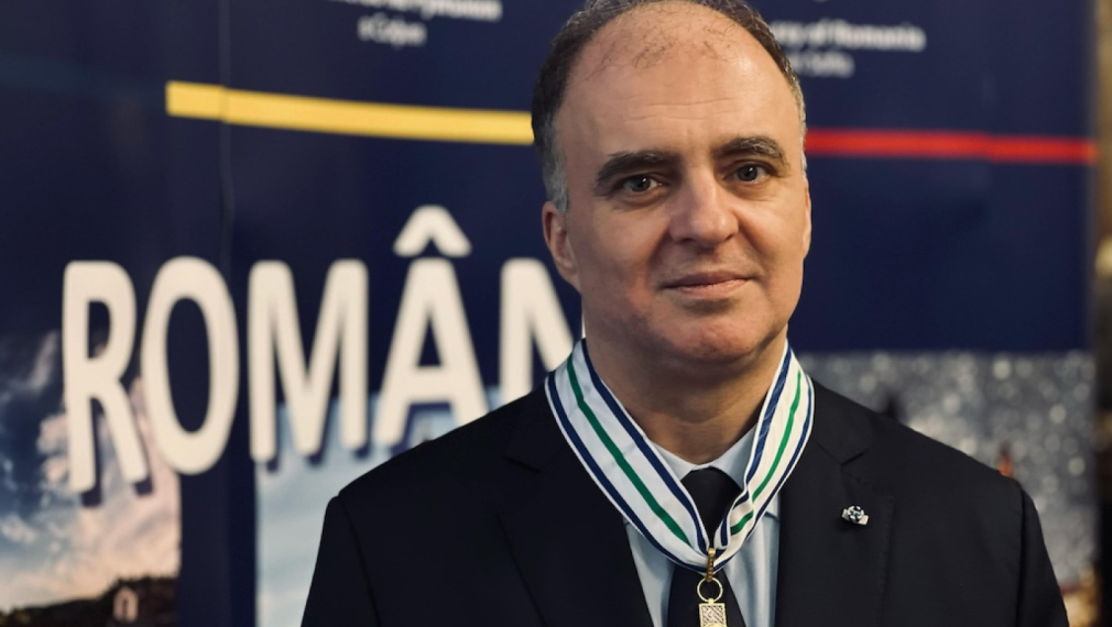 Маестро Найден Тодоров получи ордена „Културни заслуги“ на Румъния