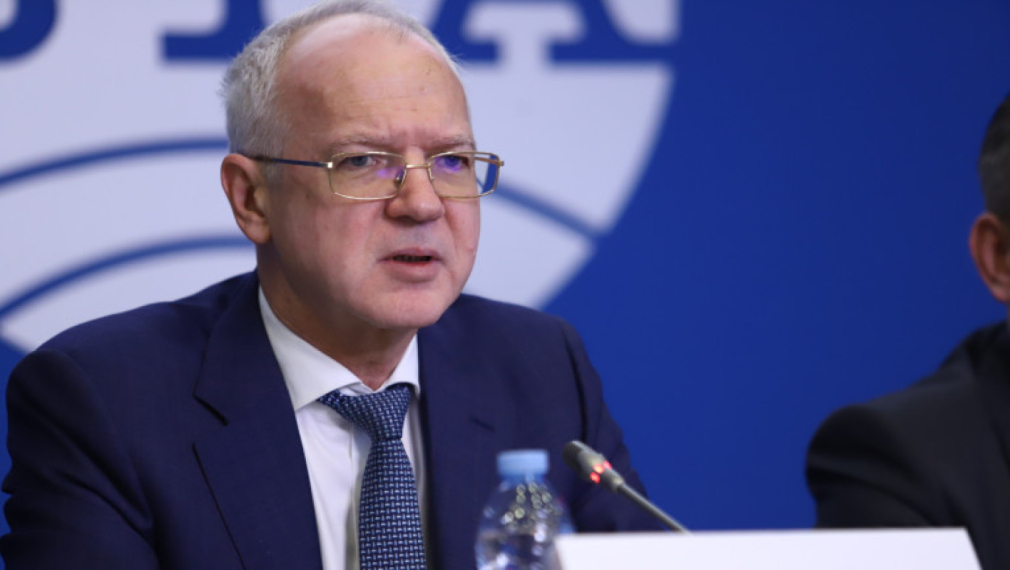 След като правителството заяви, че е с Украйна, бизнесът отвърна: „А ние сме с Америка, Русия и Китай“