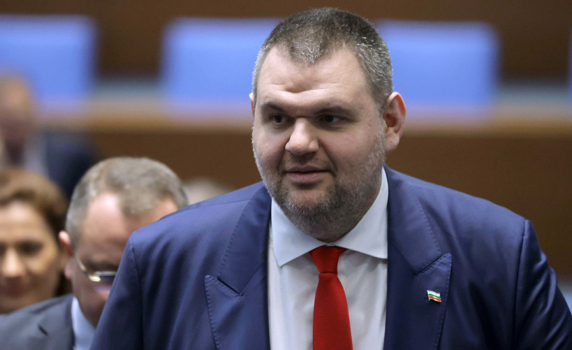 Пеевски: Ние сме против подпомагане на Украйна, всичко трябва да е за България