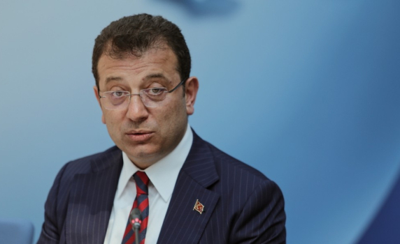 Арестуваха кмета на Истанбул Екрем Имамоглу, който е основен противник на Ердоган
