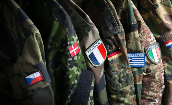 Объркана, може би дори уплашена: Европа най-накрая се събужда от военния си сън