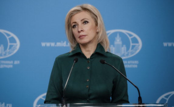 Захарова: ЕК изнудва Сърбия с мафиотски приоми