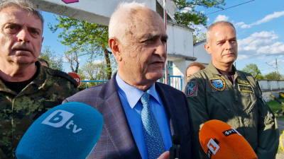 Атанас Запрянов: Проблемът с F-16 е хардуерен, а не софтуерен, Радев го превърна в политически