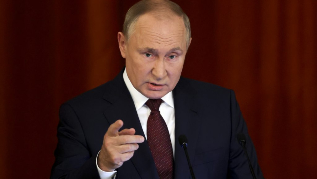 Руски медии: Путин е наредил удари по Киев с "Орешник"