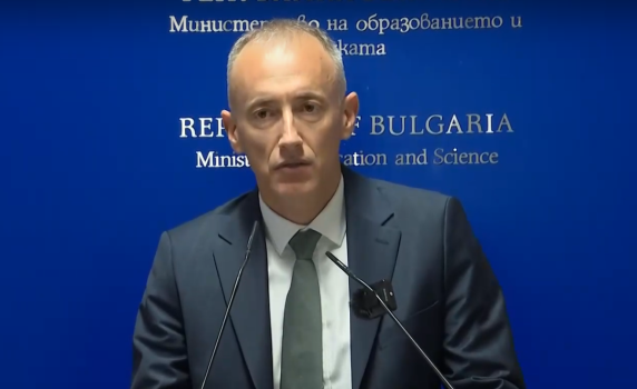 Красимир Вълчев: Внушенията срещу предмета „Добродетели и религии“ са безпочвени и подвеждащи