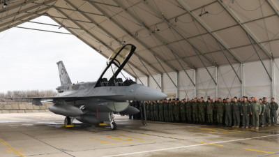 ЕК: Твърденията за саботаж или чужда намеса при българския F-16 трябва да бъдат взети сериозно