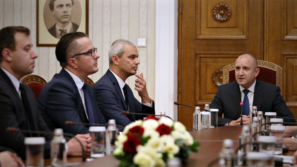 Радев към „Възраждане” през 2022 г.: Референдум за въвеждането на еврото е невъзможен