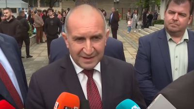 Радев: Предлагам референдум, не партия. Внасям искането за допитване в понеделник