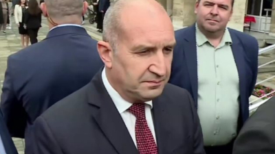 Радев: Предлагам референдум, не партия. Внасям искането за допитване в понеделник