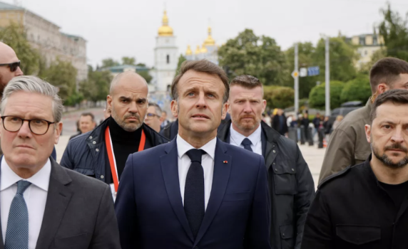 Макрон: Путин търси изход, но все още иска да спечели време