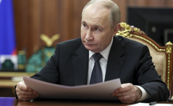 CNN: Мирните преговори вървят точно както иска Путин