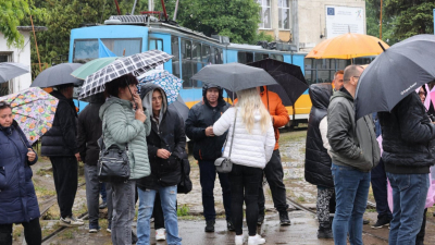 Протестът в София прераства в безсрочна транспортна стачка