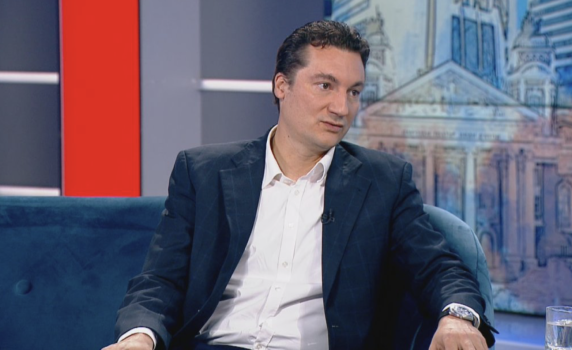 Крум Зарков: България не може едностранно да определи датата за влизане в еврозоната