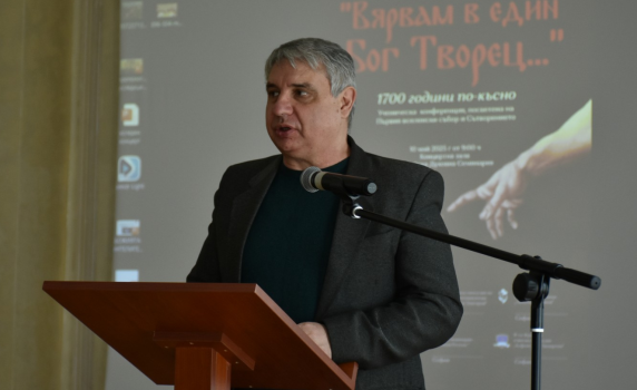 Валентин Велчев: Технологичното безсмъртие е ад в силициева обвивка, без Бог няма спасение