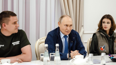 Путин на среща в Курска област за украинските сили: И на конкурс за идиоти щяха да са втори