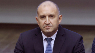 Румен Радев сезира КС за отказа на Киселова да внесе в НС референдума за еврото