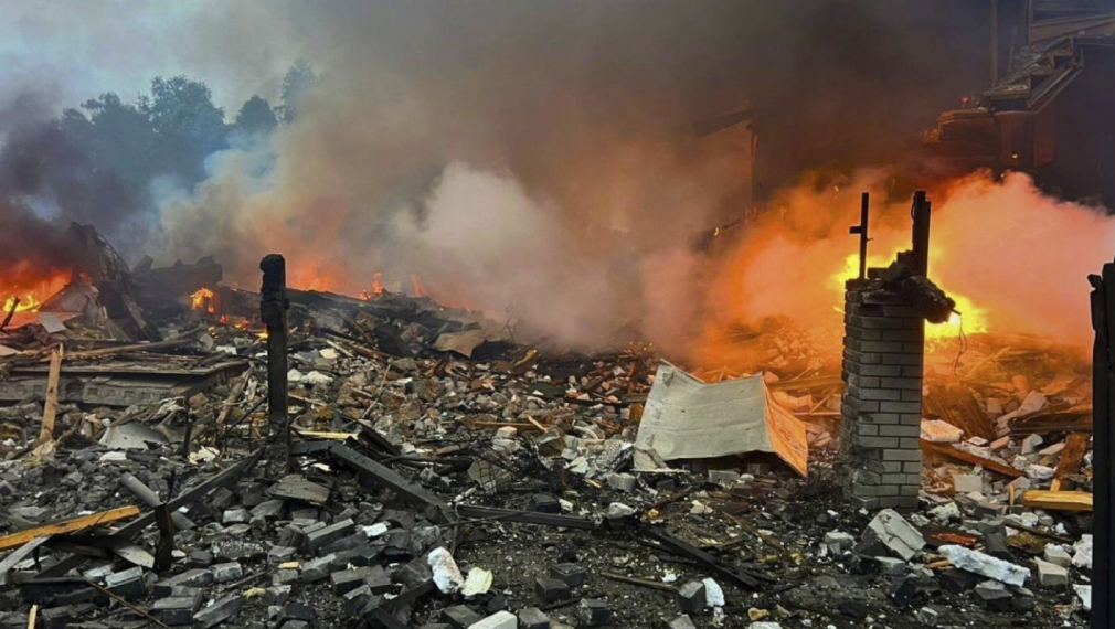 Завърши най-голямата размяна на военнопленници между Киев и Москва след мощна руска атака