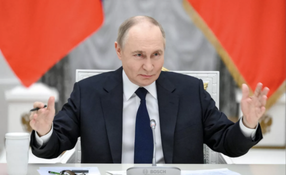 "Фигаро": Путин засилва войските си на североизточния фланг на НАТО