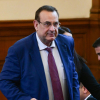 "Капитал": Джевдет Чакъров "се предаде" на Пеевски след повдигнати обвинения на сина му