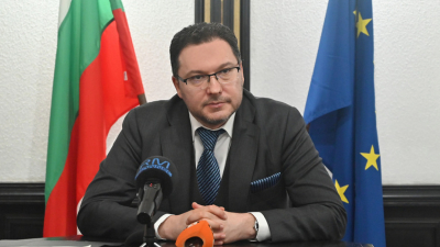 Митов: Кирил Петков и Бойко Рашков въведоха практиката да се купуват икони за МВР. Ние ще я прекратим