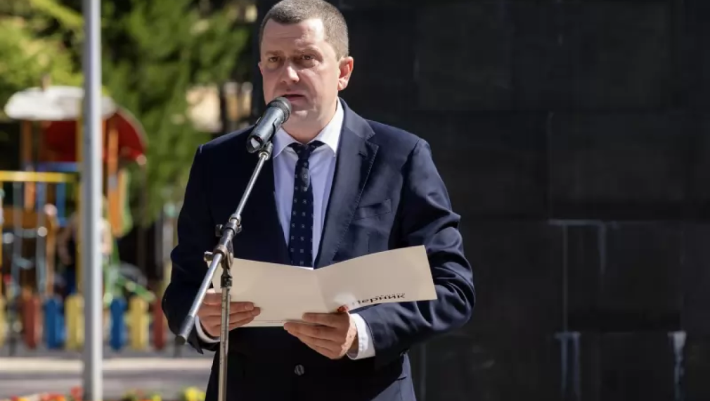 При пълни язовири Перник е трети ден без вода